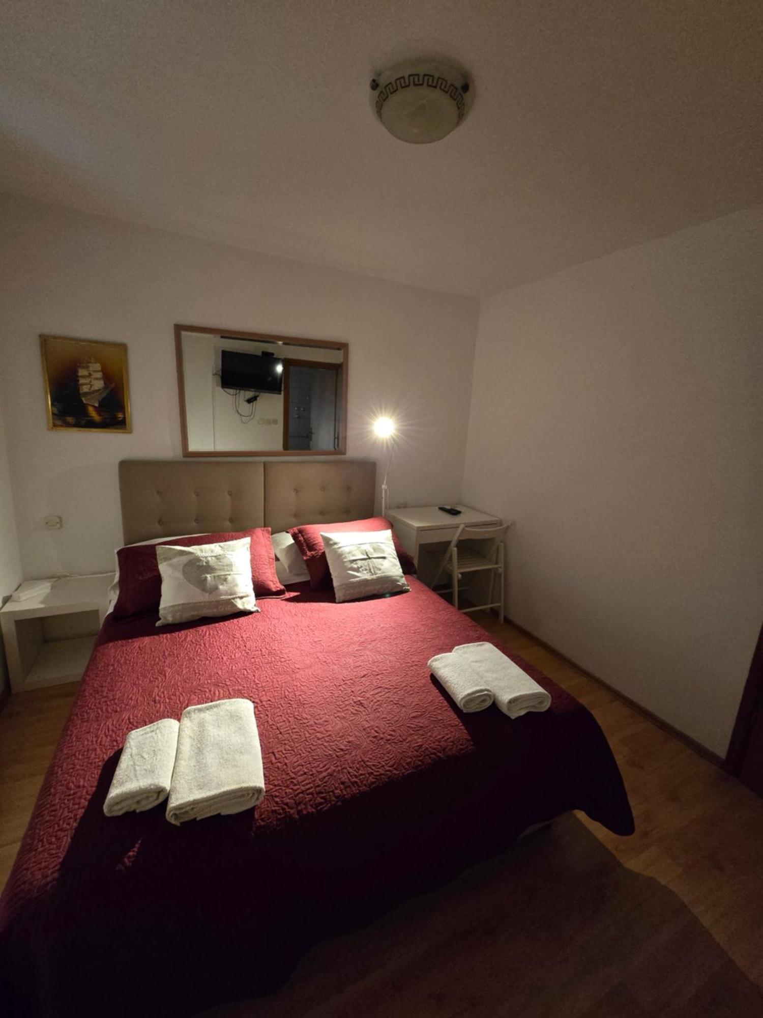 Guest Accomodation Zura Скрадин Екстериор снимка